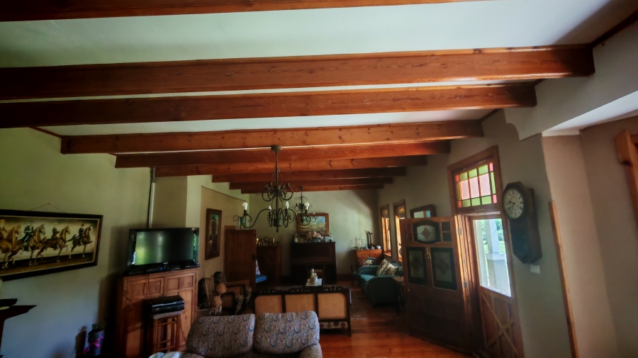 6 Bedroom Property for Sale in Pearston Eastern Cape